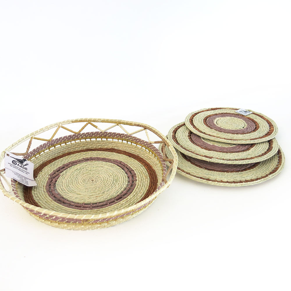 Cj. de Cesta e 3 Descansos de Panela em Cor Natural Cj. de Cesta e 3 Descansos de Panela em Cor Natural