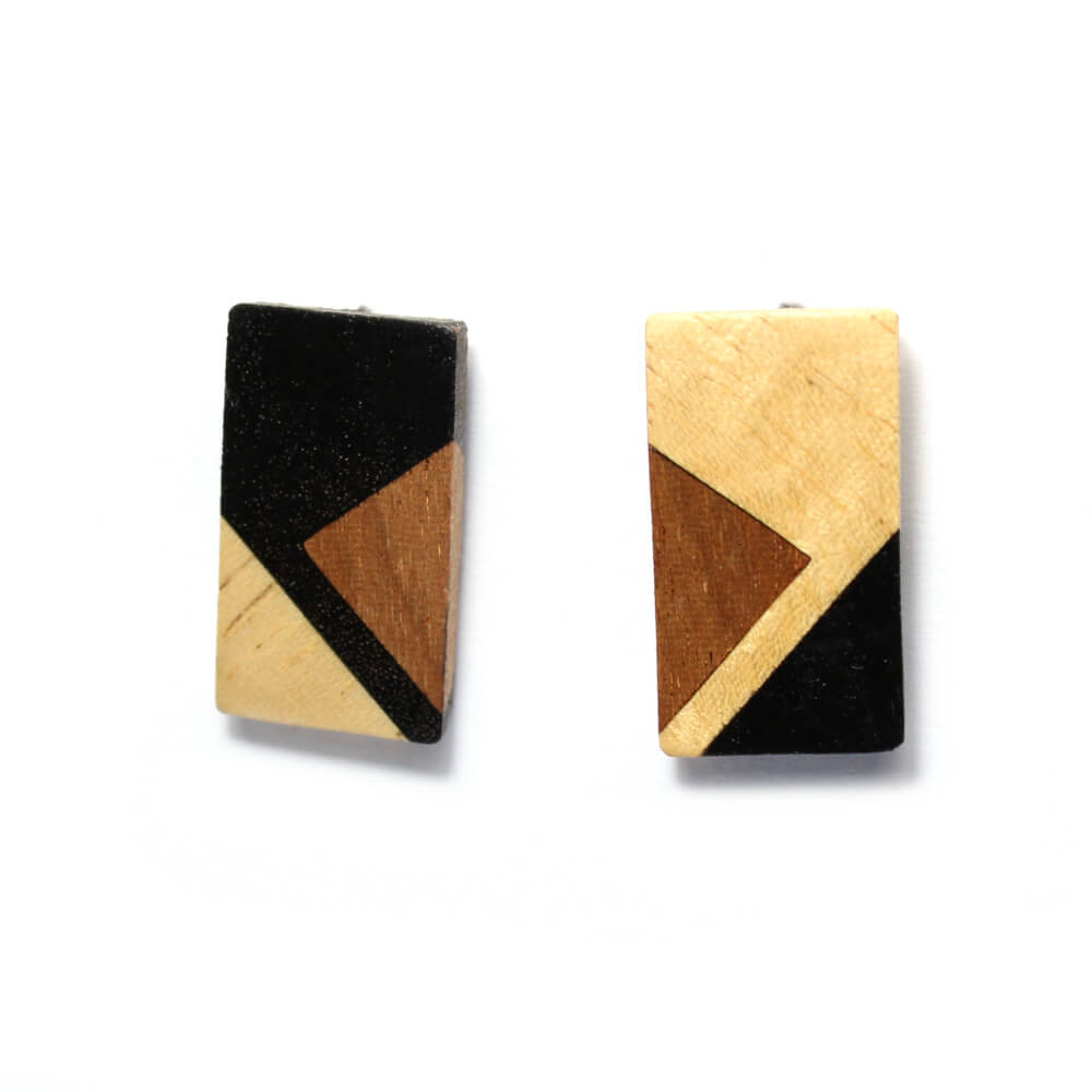 Brinco Retângulo em prata e madeira marchetada Brinco Retângulo em prata e madeira marchetada