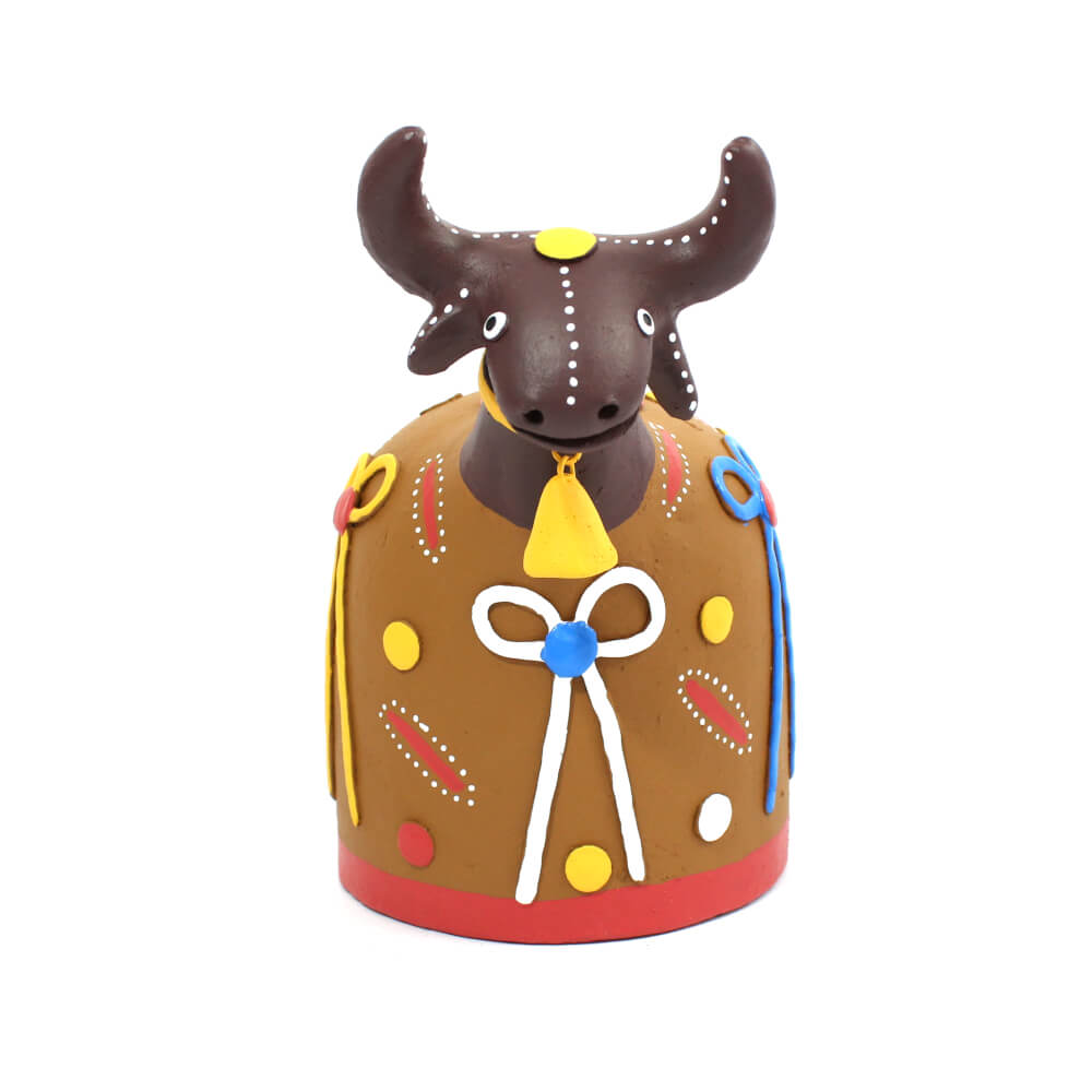 Boi Marrom em barro Boi Marrom em barro