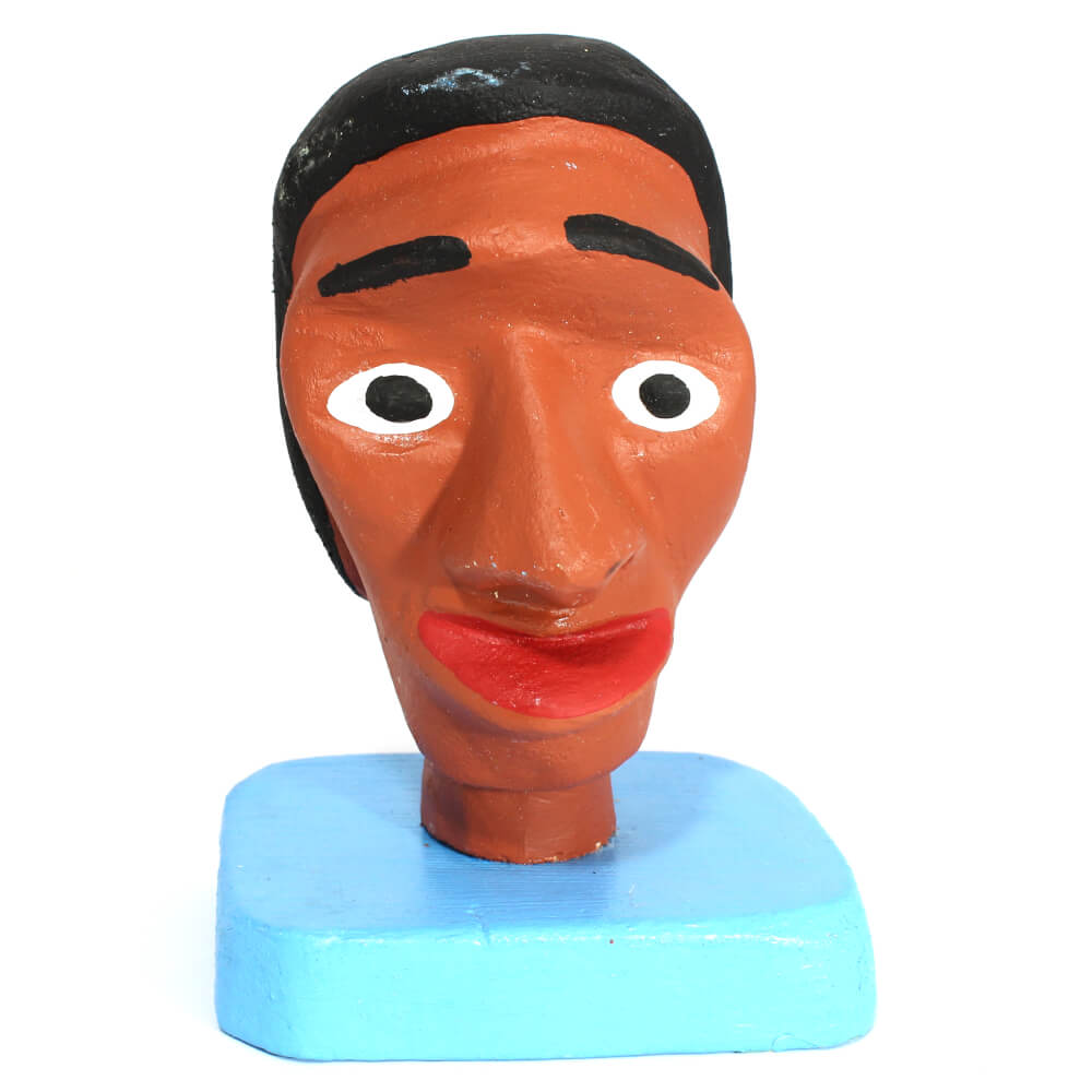 Escultura cabeça em madeira cabelo preto - Mestre Miro Escultura cabeça em madeira cabelo preto - Mestre Miro