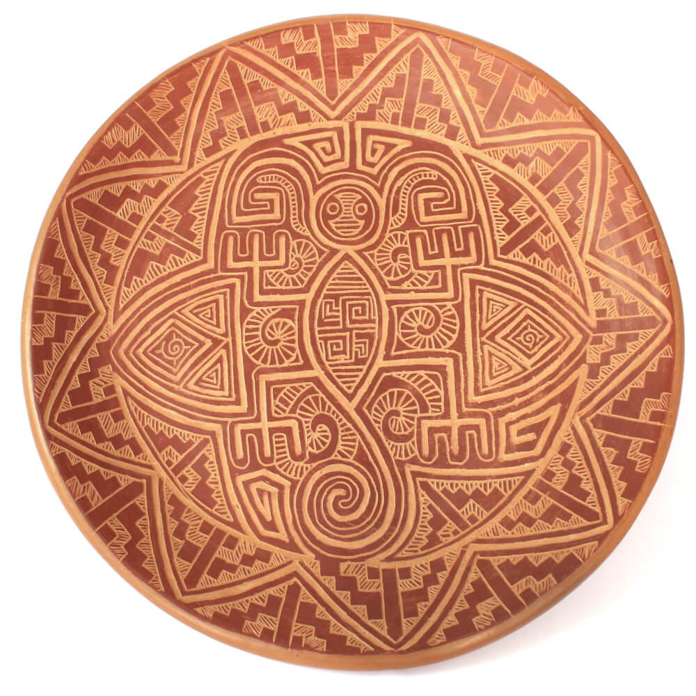 Prato Marajoara de parede redondo com triângulos Prato Marajoara de parede redondo com triângulos